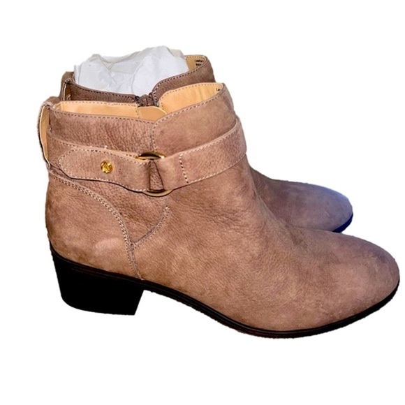 Giani Bernini Shoes - NEW! Giani Bernini Putney Memory Foam Block Heel Booties Shoe Taupe Size 11 M